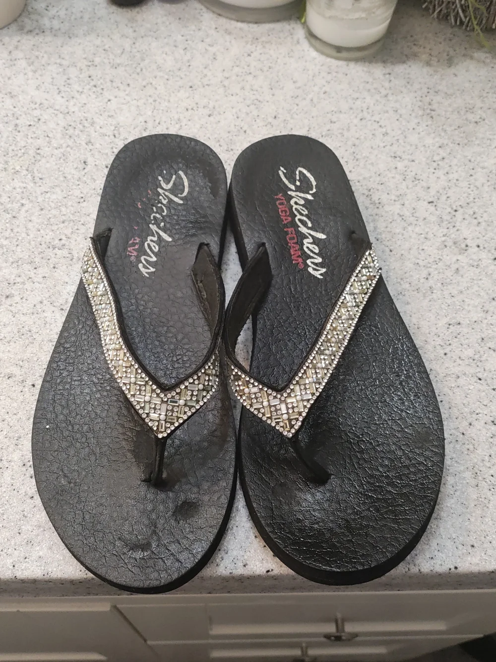 Skechers Black Crystal-Embellished  Flat✨Flip 🙃🙂 Flops ✨💥